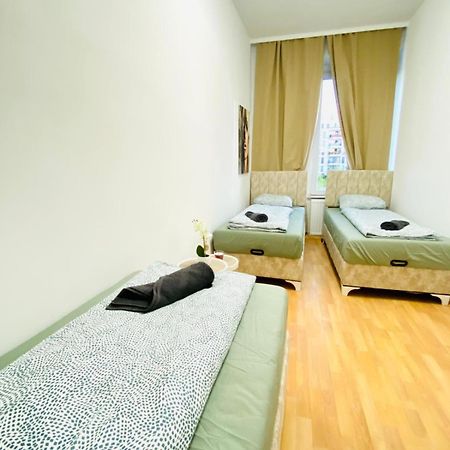 Bright 5Br Shared Apartment W Great Transport Link Vienne Extérieur photo