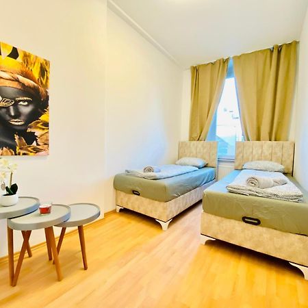 Bright 5Br Shared Apartment W Great Transport Link Vienne Extérieur photo