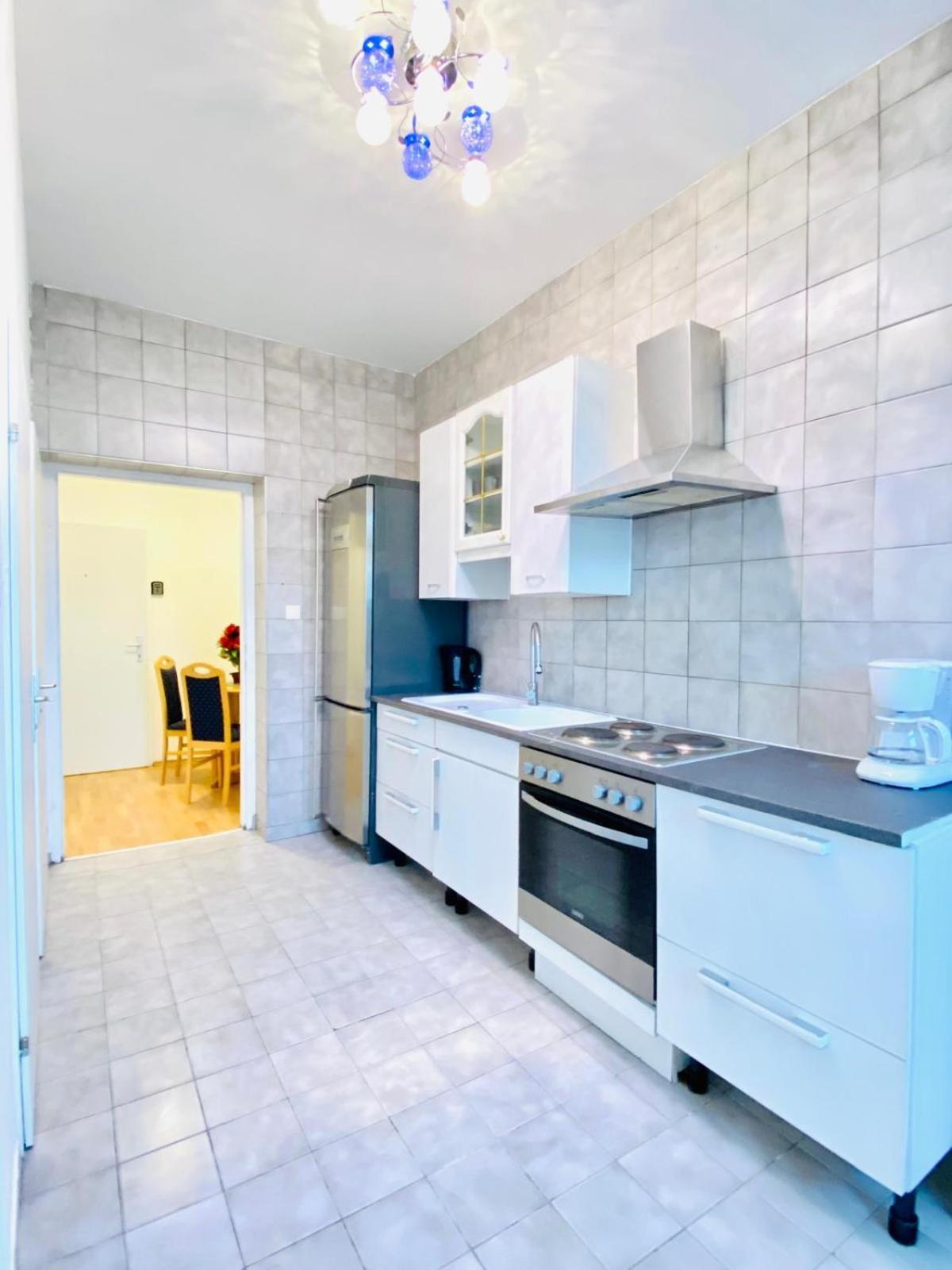 Bright 5Br Shared Apartment W Great Transport Link Vienne Extérieur photo