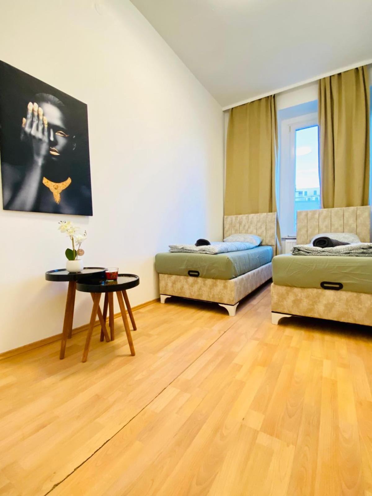 Bright 5Br Shared Apartment W Great Transport Link Vienne Extérieur photo