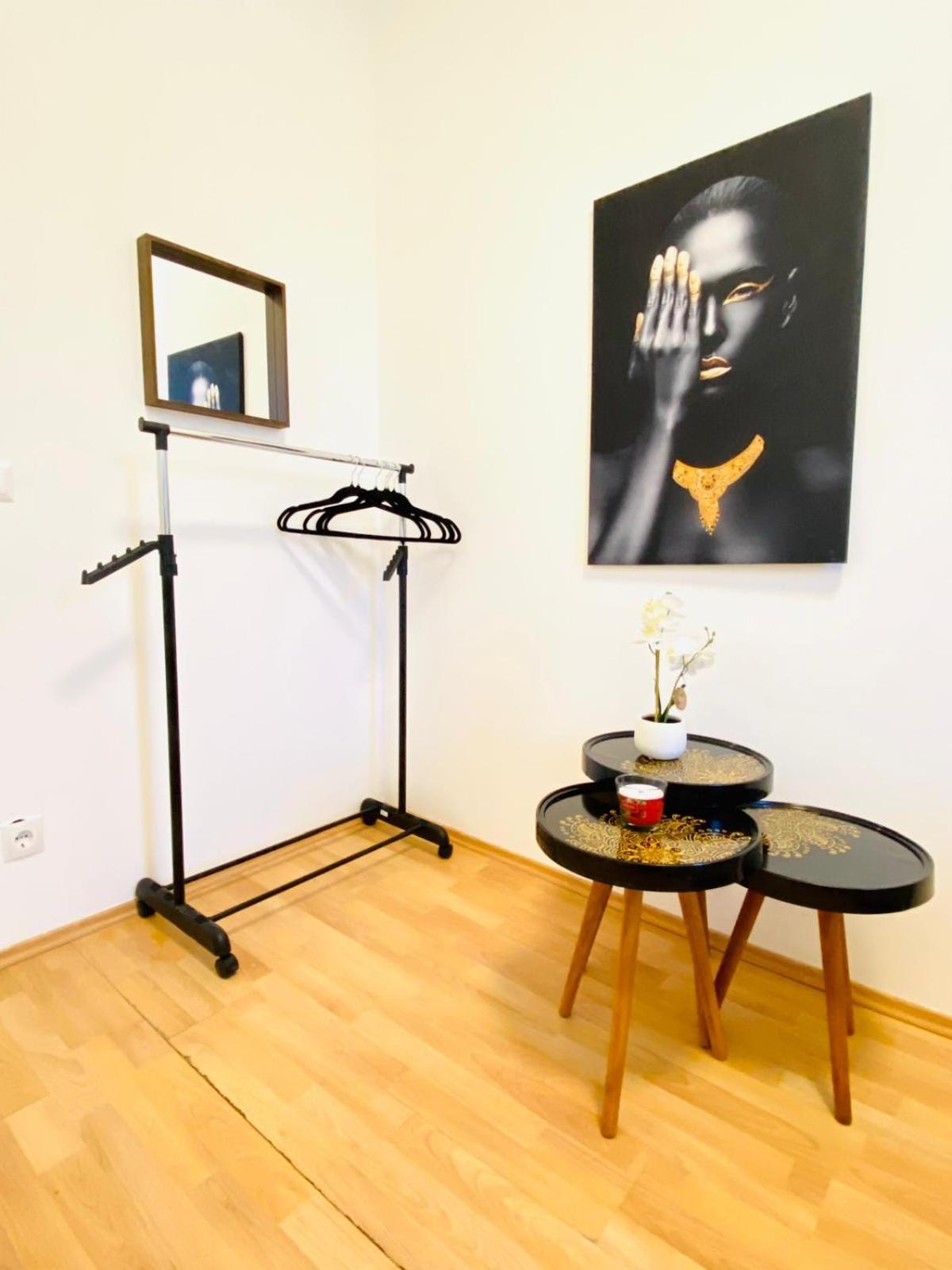 Bright 5Br Shared Apartment W Great Transport Link Vienne Extérieur photo