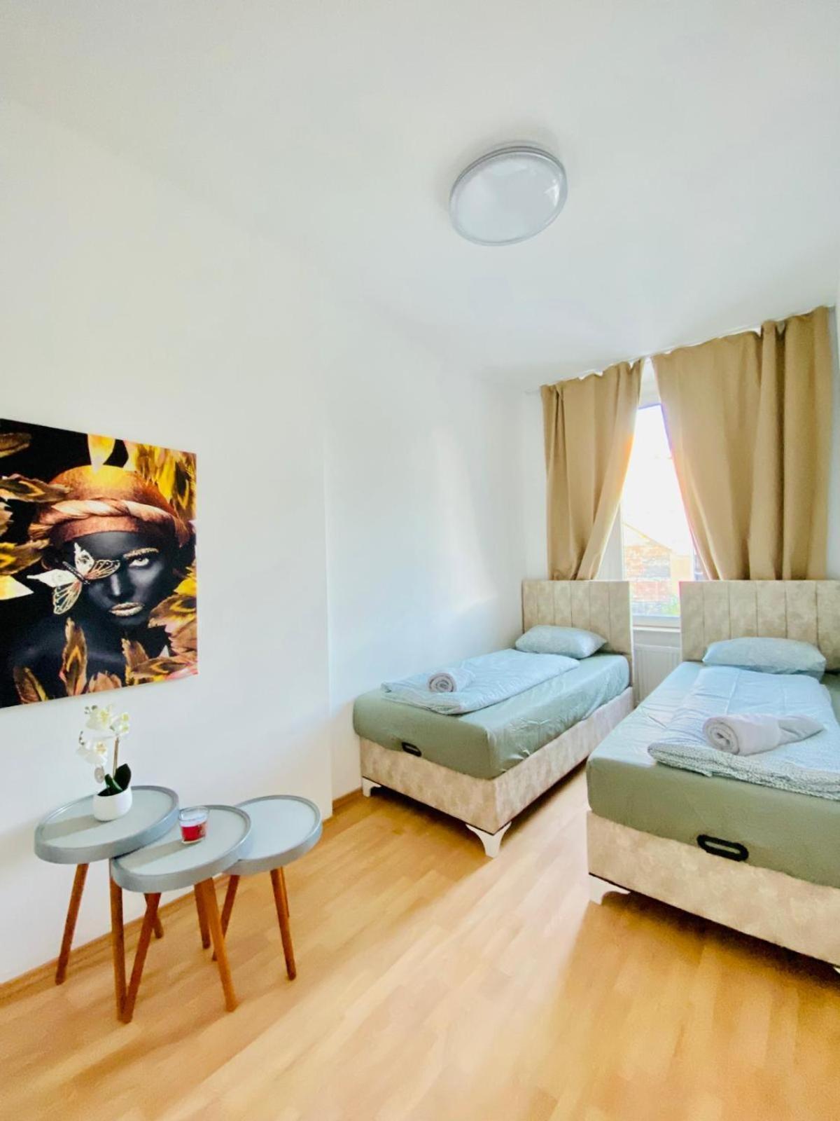 Bright 5Br Shared Apartment W Great Transport Link Vienne Extérieur photo