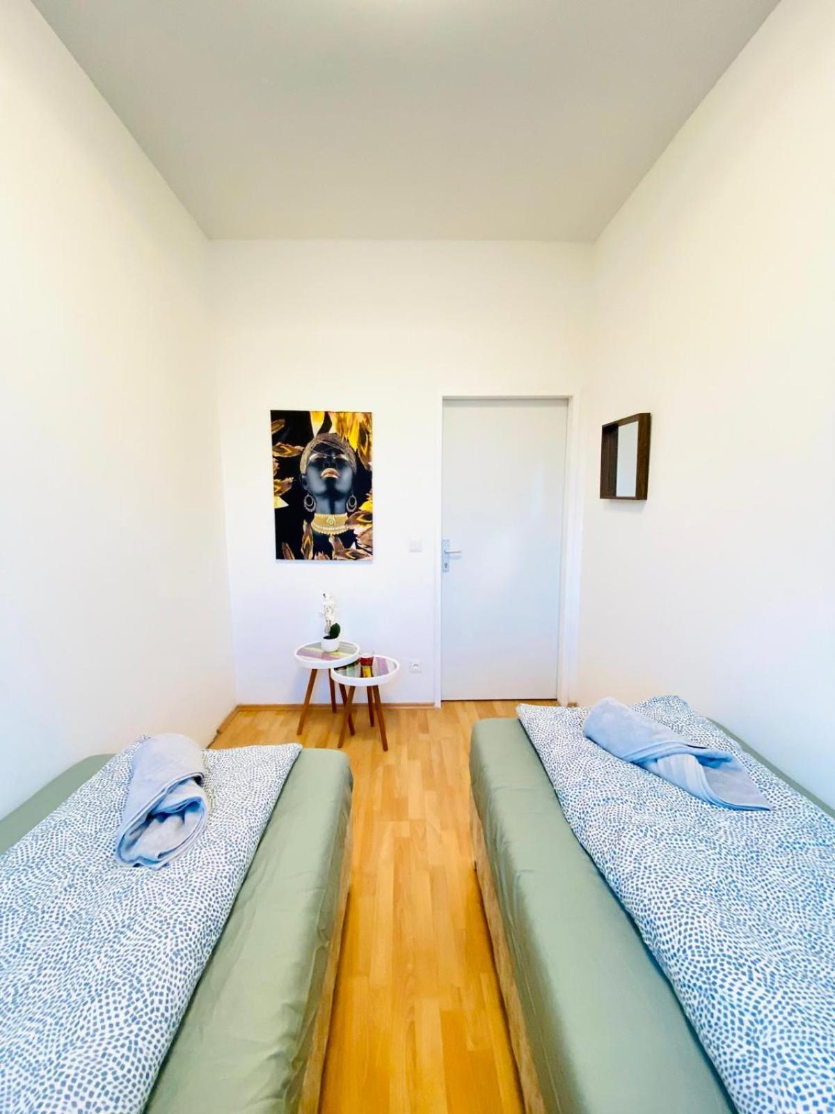 Bright 5Br Shared Apartment W Great Transport Link Vienne Extérieur photo