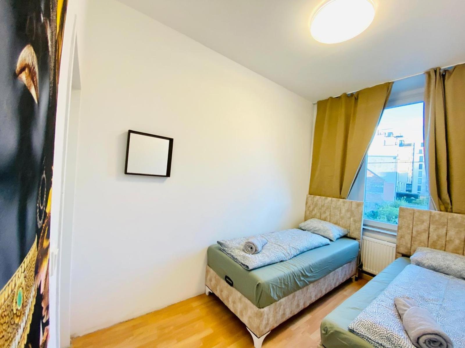 Bright 5Br Shared Apartment W Great Transport Link Vienne Extérieur photo